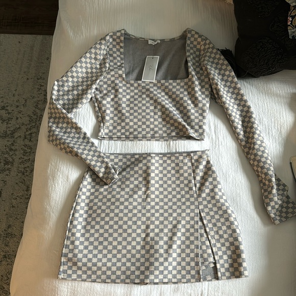 NWT LELIS two piece set - Picture 2 of 5